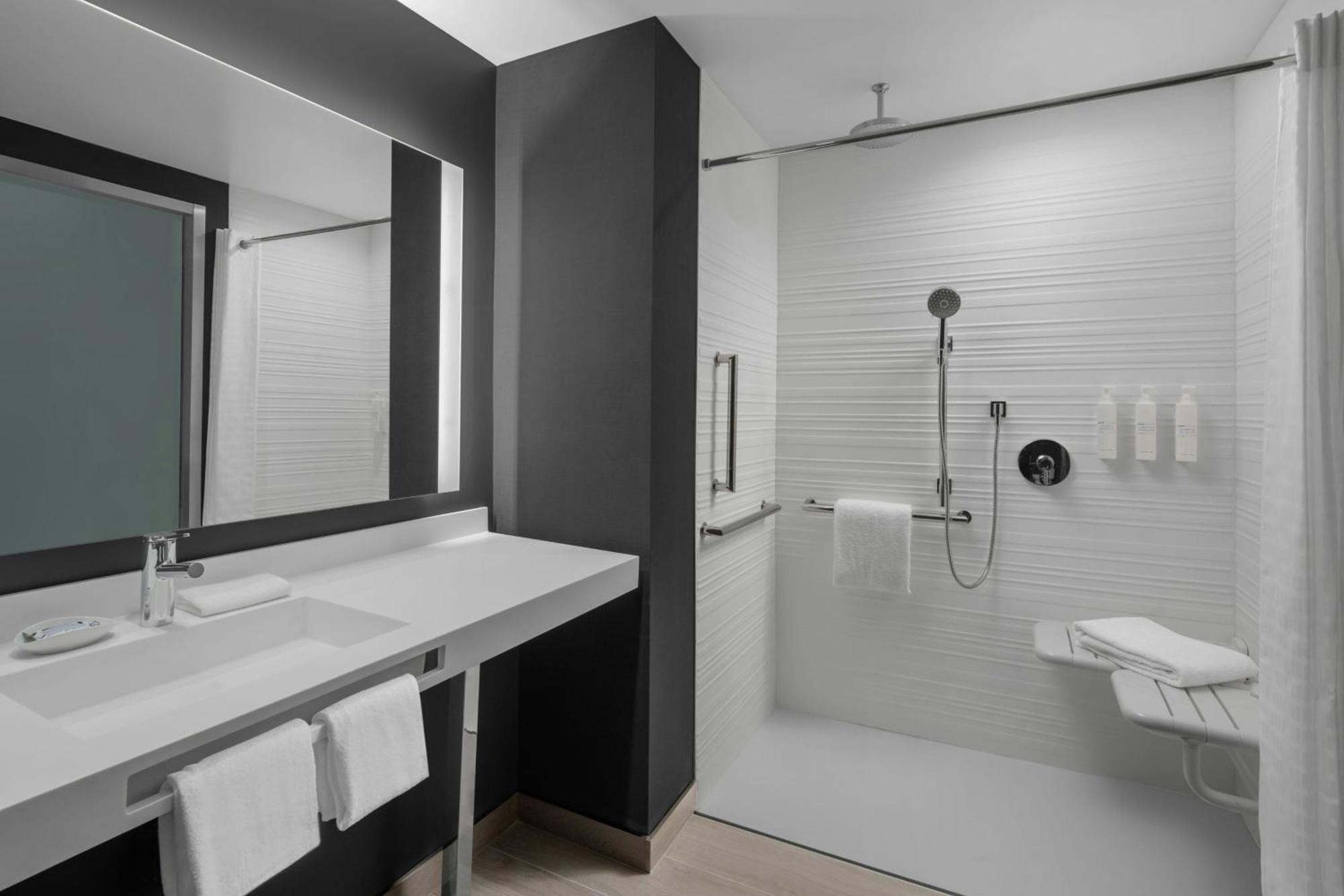 Ac Hotel By Marriott St. Louis קלייטון מראה חיצוני תמונה